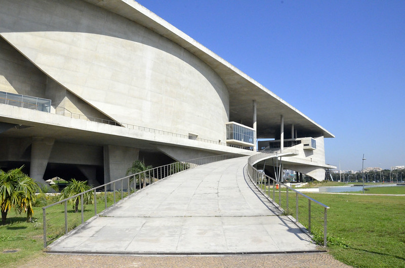 Agora é oficial: Cidade das Artes é rebatizada com nome de Bibi Ferreira