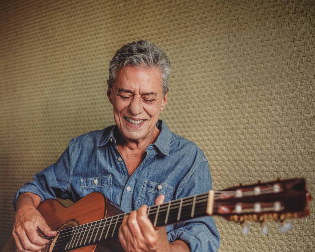 Chico Buarque anuncia datas extras de sua turnê no Rio