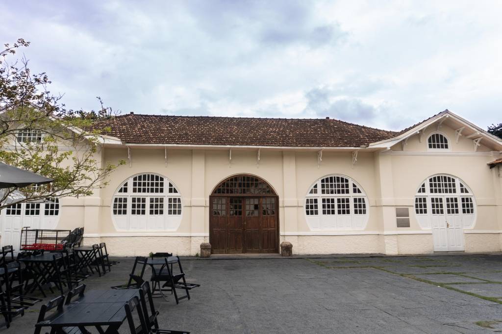 Após cinco anos fechado, teatro do Jardim Botânico tem data para reabrir