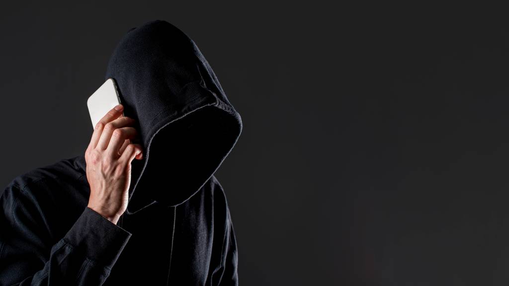 Stalking: mais de 1 800 casos de perseguição registrados em um ano