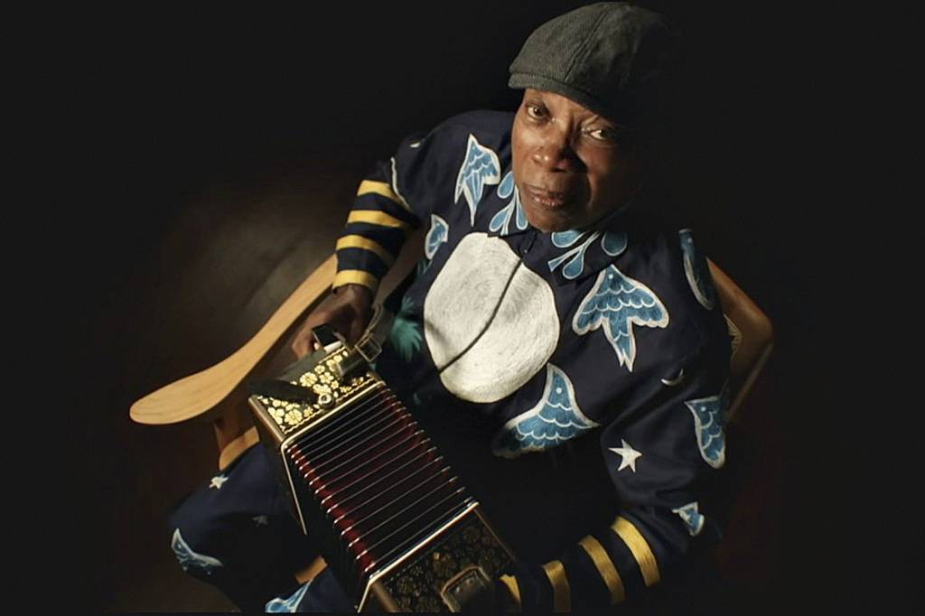 Os 80 anos de Milton Nascimento serão comemorados com reedição de biografia