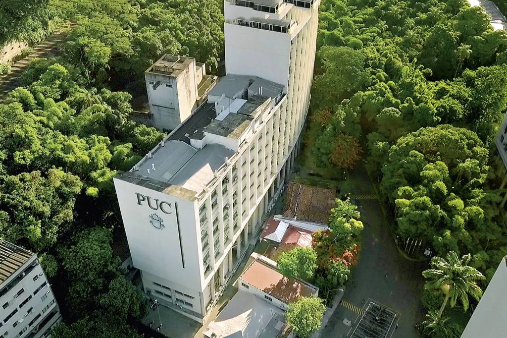 Com número de bolsistas seis vezes maior, solidariedade se espalha na PUC