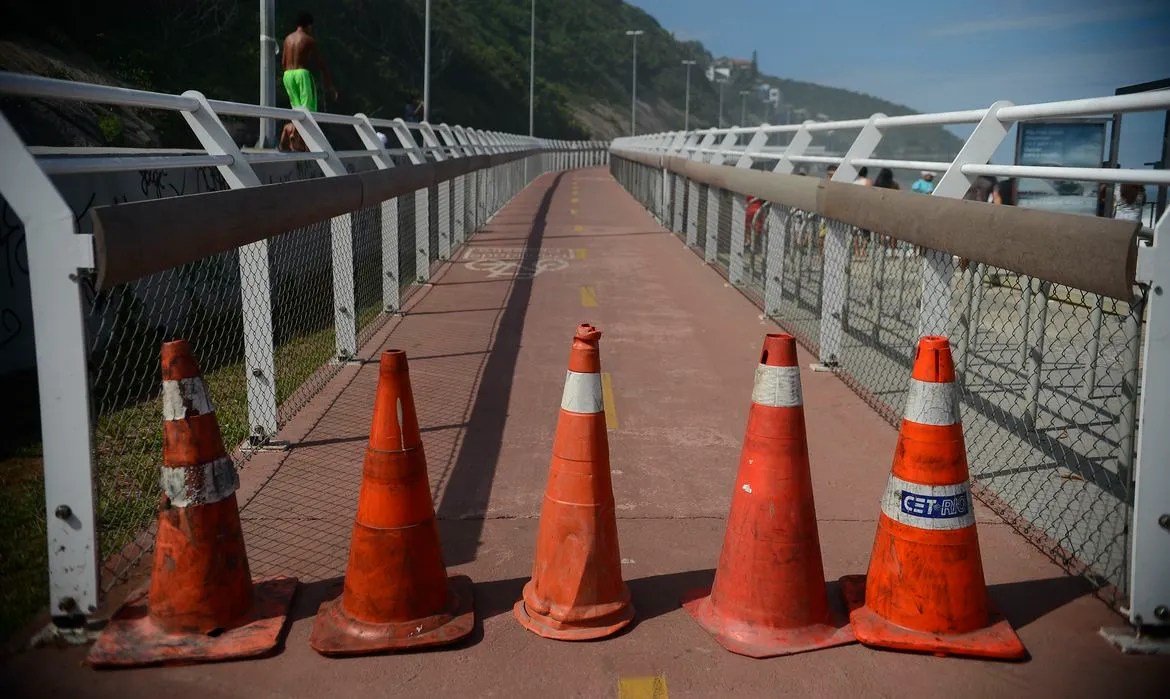 Foto mostra ciclovia Tim Maia interditada