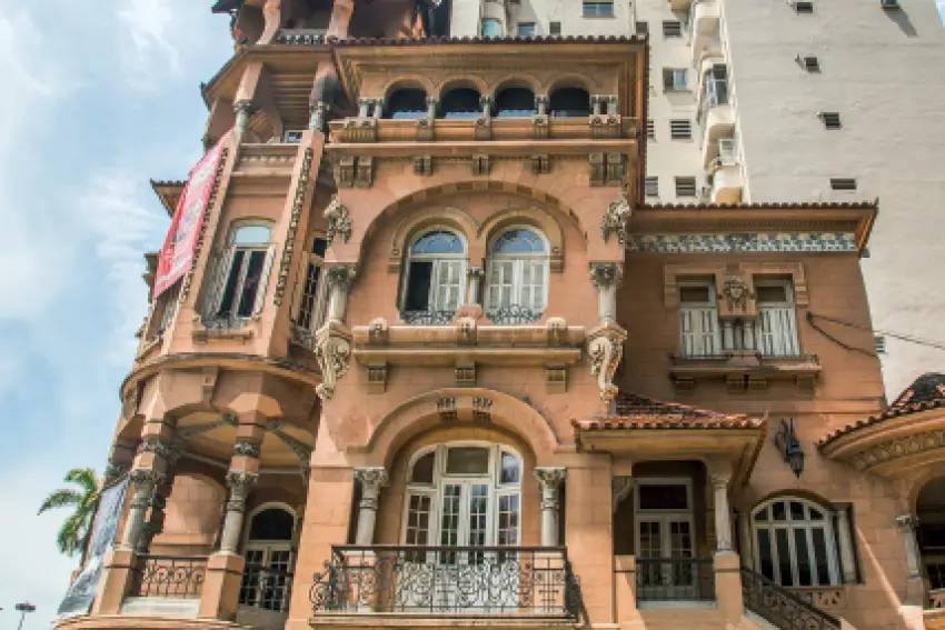 Abrace o Castelinho: moradores do Flamengo fazem campanha por reabertura