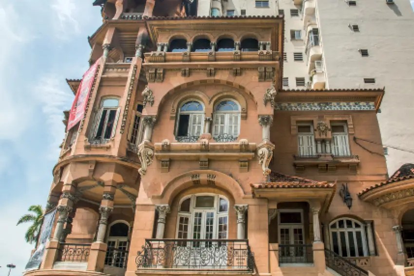 Abrace o Castelinho: moradores do Flamengo fazem campanha por reabertura