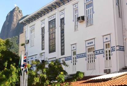 Escola Britânica: estudante teria mostrado arma aos colegas