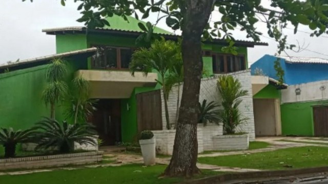 Tem gato na mansão: flagra foi em condomínio de luxo do Recreio