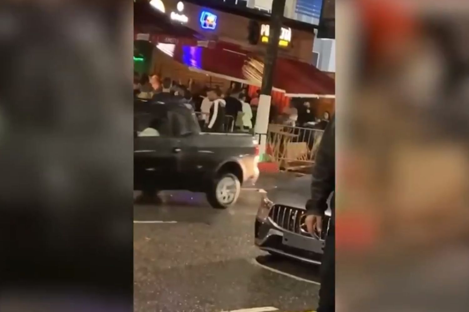 Homem é morto a tiros em bar da Avenida Olegário Maciel, na Barra