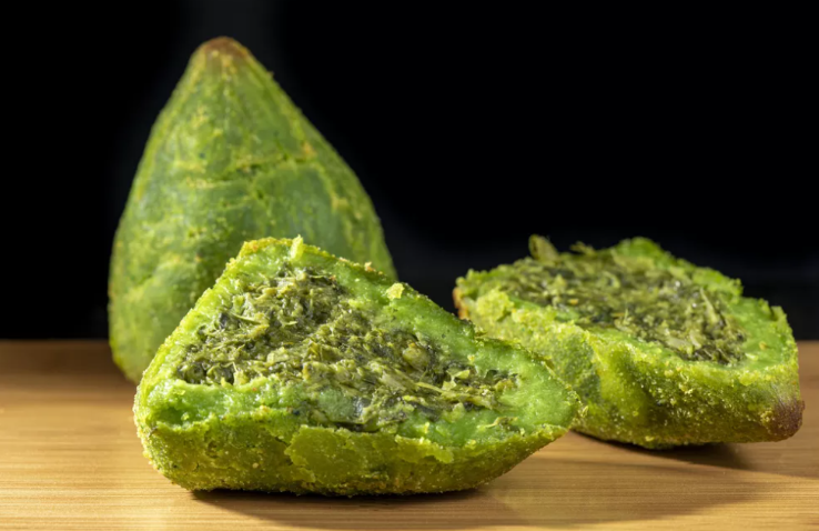 coxinha espinafre Açougue Vegano: tem coxinha de espinafre e de jaca no espaço onde carnes não entram