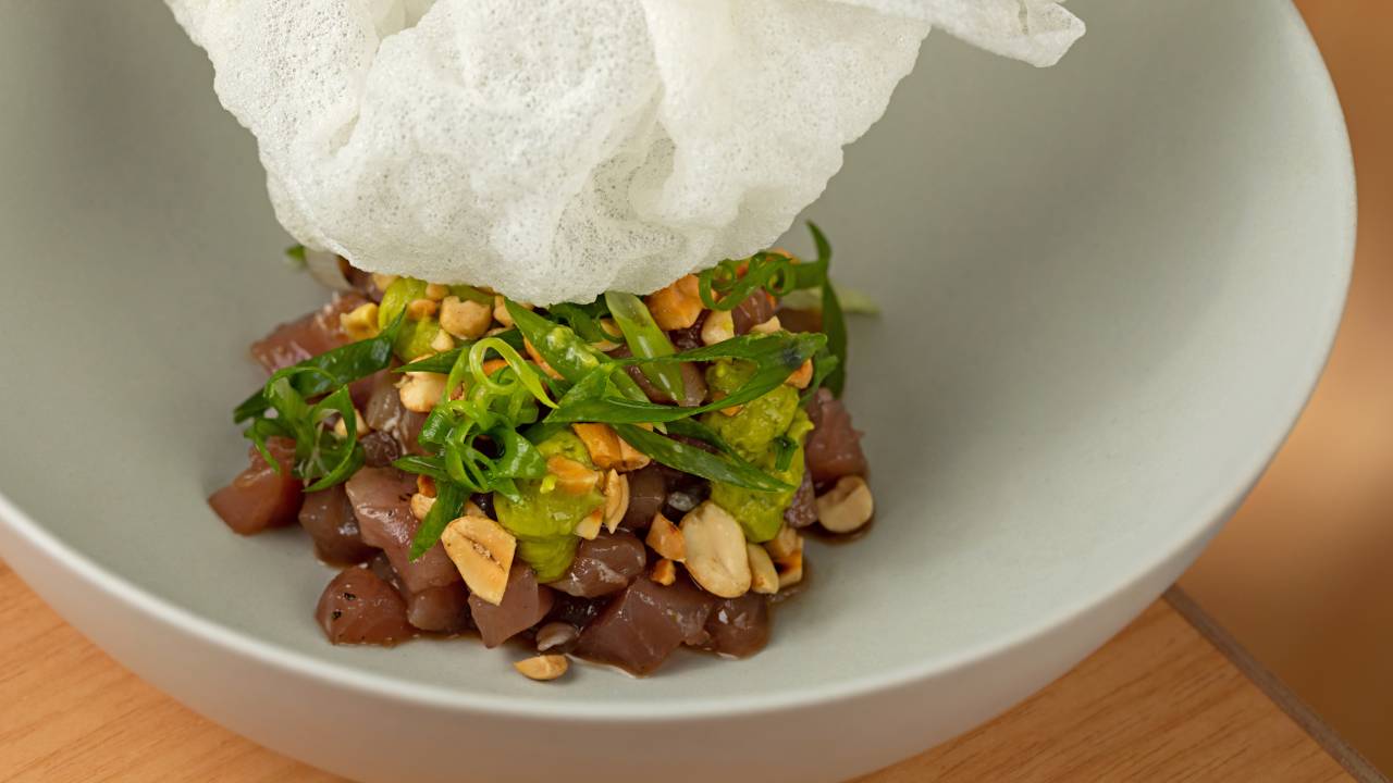 Crypto: tartar de atum com amendoim no estilo do chef