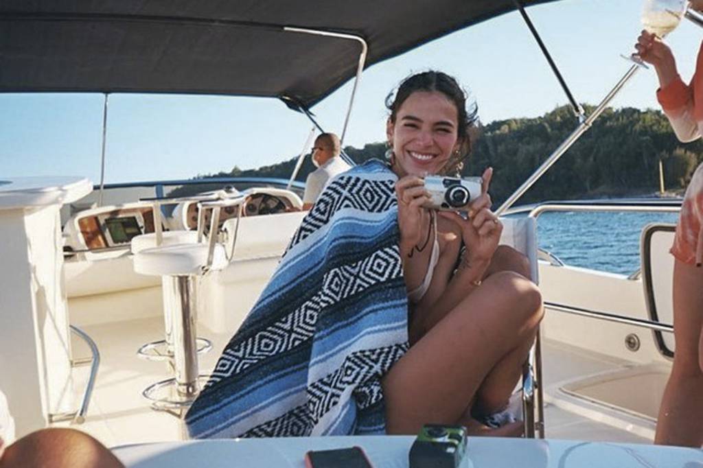 brunamarquezine_cameradigital_reproducao.jpg A atriz Bruna Marquezine: uma das várias celebridades que aderiram -