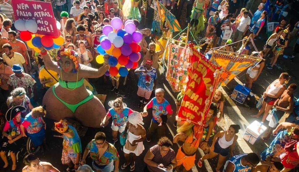 Carnaval 2023: blocos pequenos fazem vaquinhas e rifas para poder desfilar