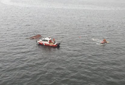 Busca dos Bombeiros na Baia de Guanabara