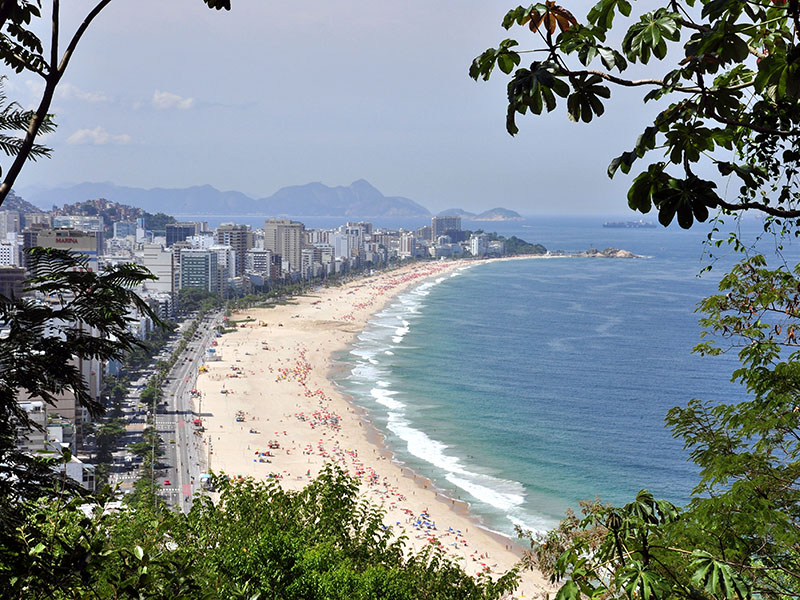 Projeto vai recuperar esculturas de Niemeyer no Parque Dois Irmãos