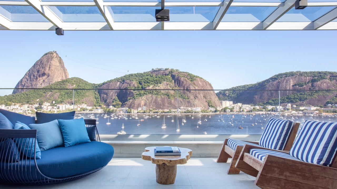 Cobertura de 320 m² tem vista de tirar o fôlego para o Pão de Açúcar