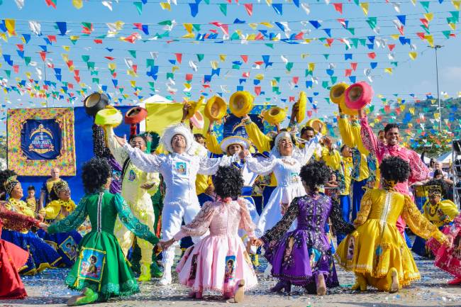 A Gonzagão do Pavilhão, fundada em 2008, é a quadrilha junina oficial do Centro Municipal Luiz Gonzaga de Tradições Nordestinas, a Feira de São Cristóvão.