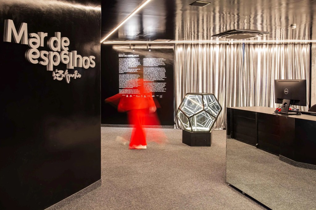 Cité Arquitetura assina instalação no AquaRio com mais 1300 m² de espelhos