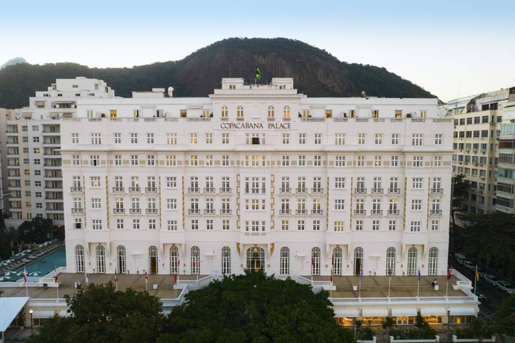 Segredos guardados: VEJA RIO acessa livro de ouro do Copacabana Palace