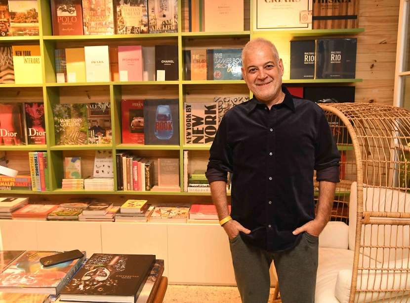 Mauricio Nobrega. Mauricio Nobrega.