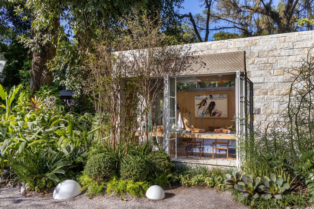 Suíte provoca experiências sensoriais com toque das múltiplas texturas