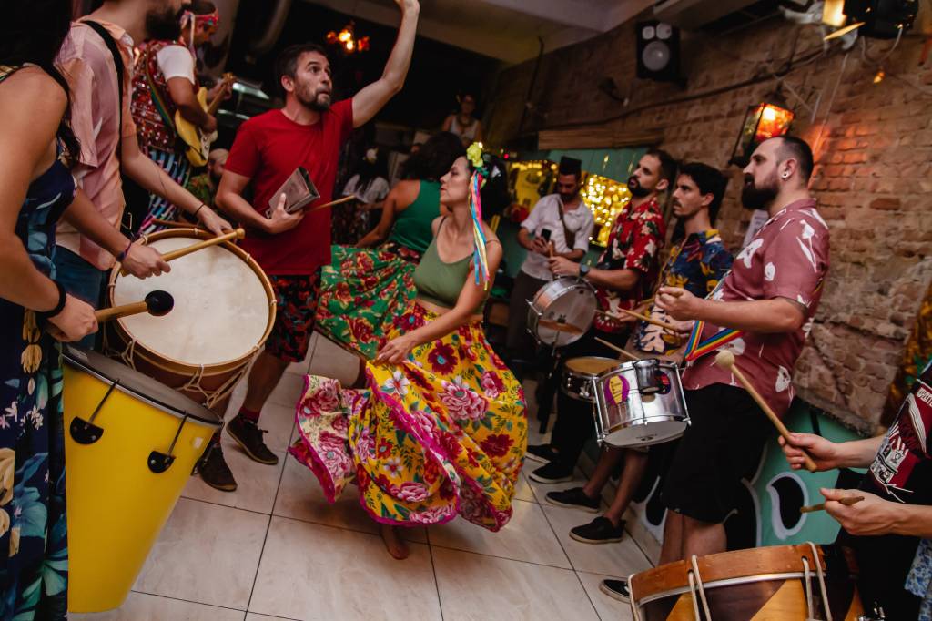 Pescados na Brasa celebra o Círio de Nazaré com carimbó e café da manhã