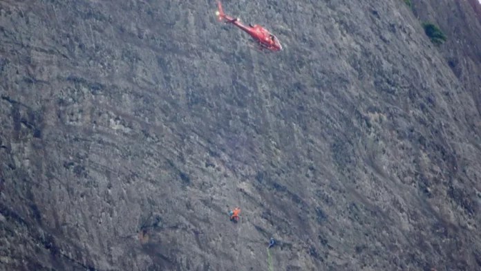 Como bombeiros resgataram alpinistas presos no Pico do Perdido, no Grajaú