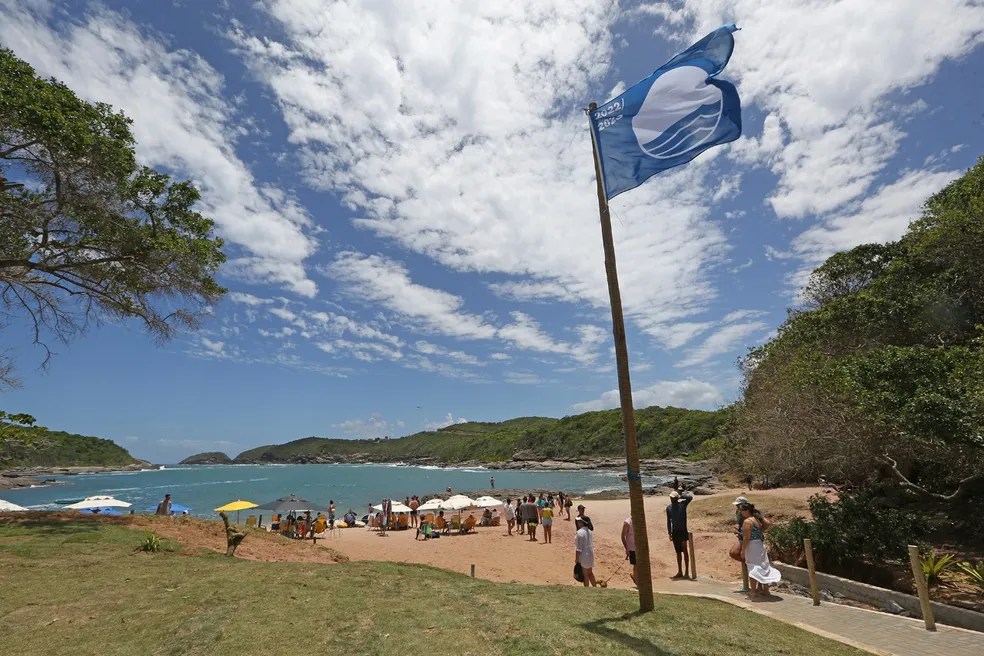 bandeira-azul-praia-buzios