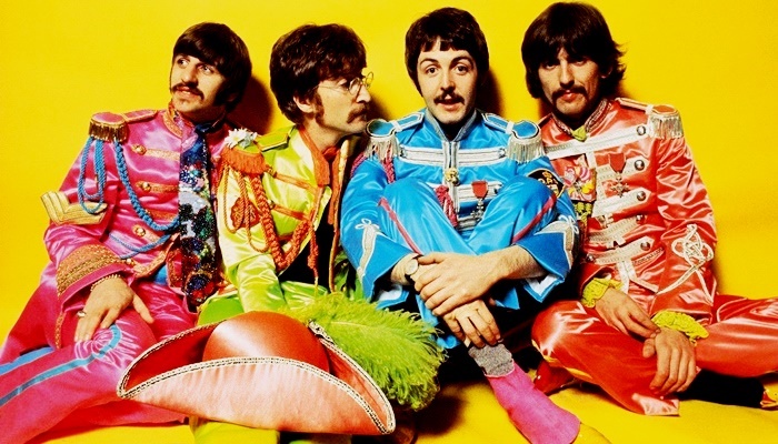 Feira de Natal no Centro, homenagem aos Beatles e mais programas gratuitos