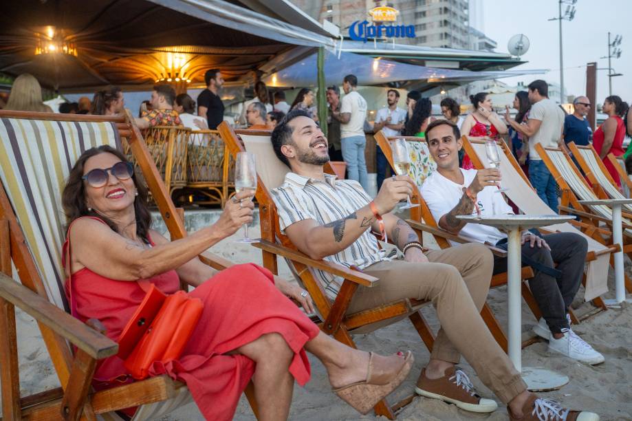 Encontros Veja Rio: convidados reunidos no beach club Sel d'Ipanema