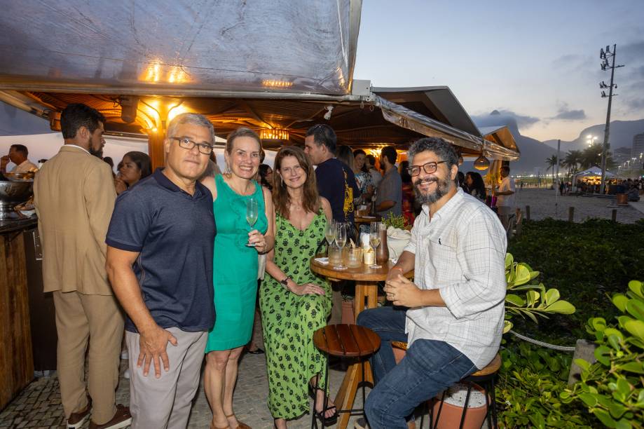 Encontros Veja Rio: convidados reunidos no beach club Sel d'Ipanema