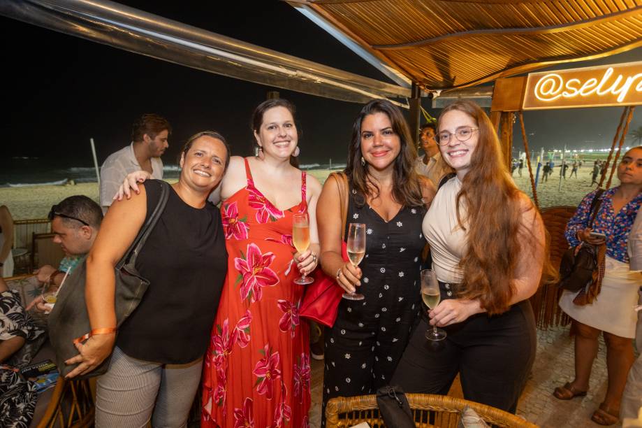 Encontros Veja Rio: convidados reunidos no beach club Sel d'Ipanema