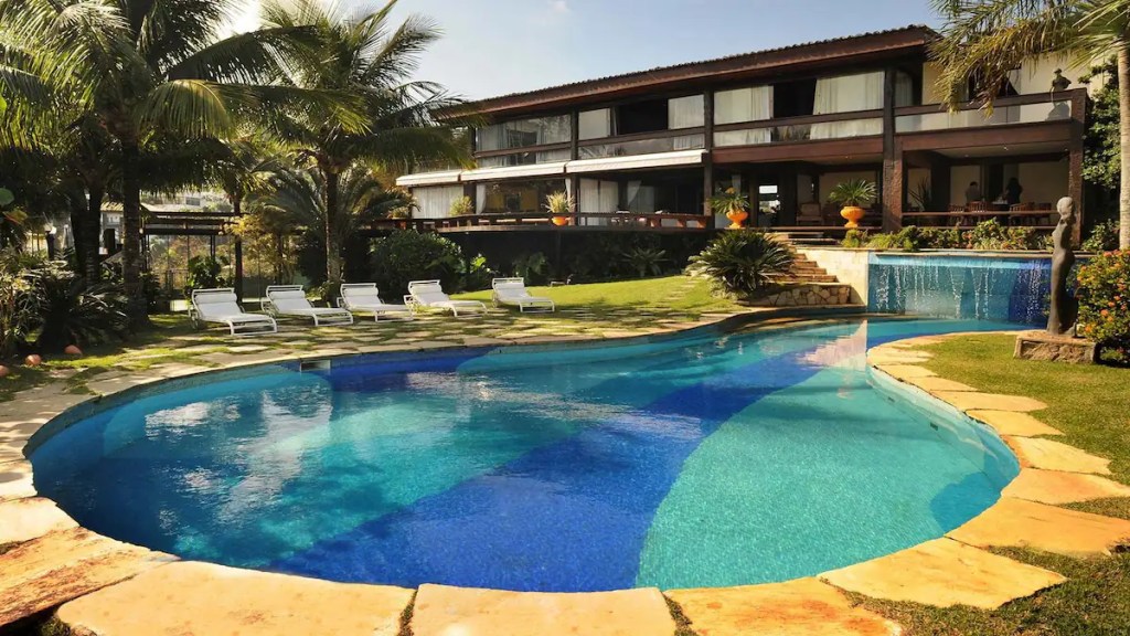 Hospedagem em mansão de novela custa mais de 20 mil reais por dia