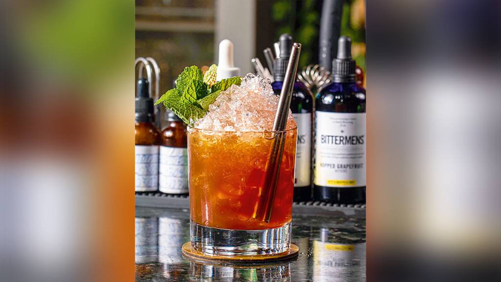 Muito gelo, por favor: drinques gelados que refrescam