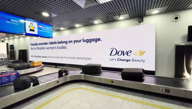 Campanha Dove em aeroporto