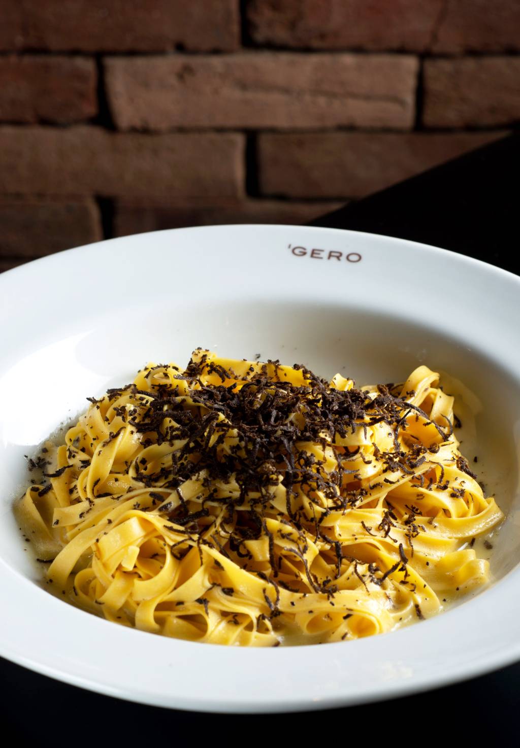 Gero_Fettuccine alla Creme com trufas negras_Lipe Borges_Gero_Menu Trufas (2) Gero_Fettuccine alla Creme com trufas negras_Lipe Borges_Gero_Menu Trufas (2)