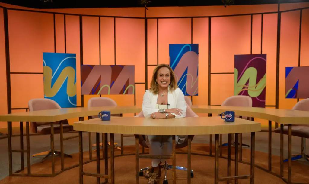 “Debate ilimitado”: o que esperar do novo Sem Censura, com Cissa Guimarães