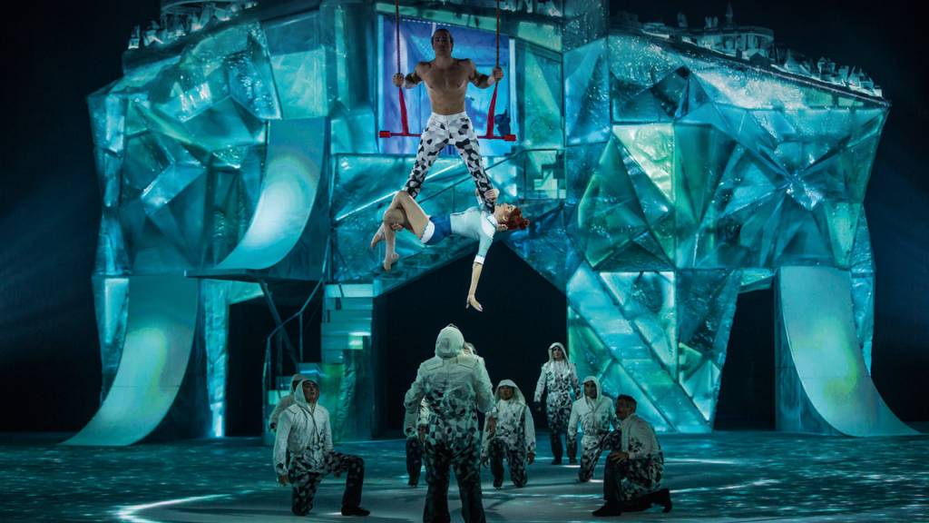 Novo espetáculo do Cirque du Soleil mistura acrobacias e patinação no gelo