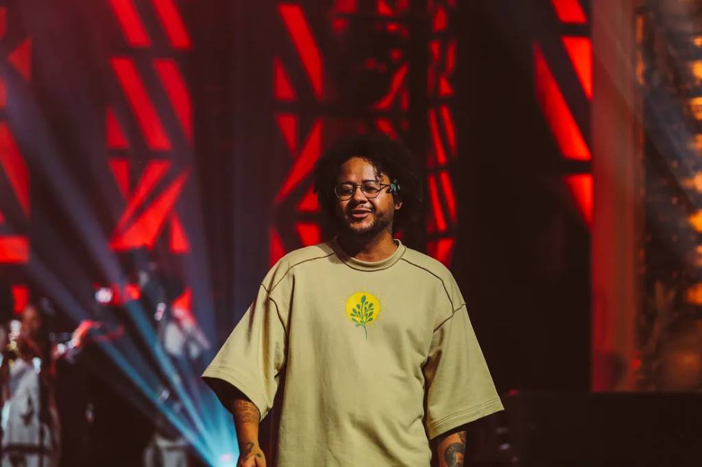 Agenda de shows da semana tem Xande de Pilares, Emicida e Zé Ramalho