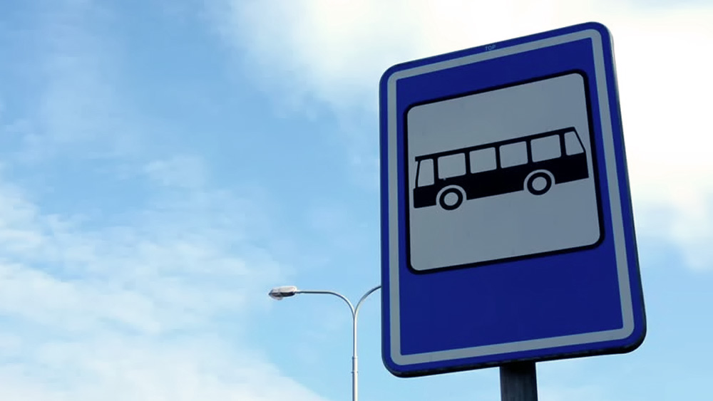 Greve todo dia: funcionários de duas empresas de ônibus paralisam trabalho