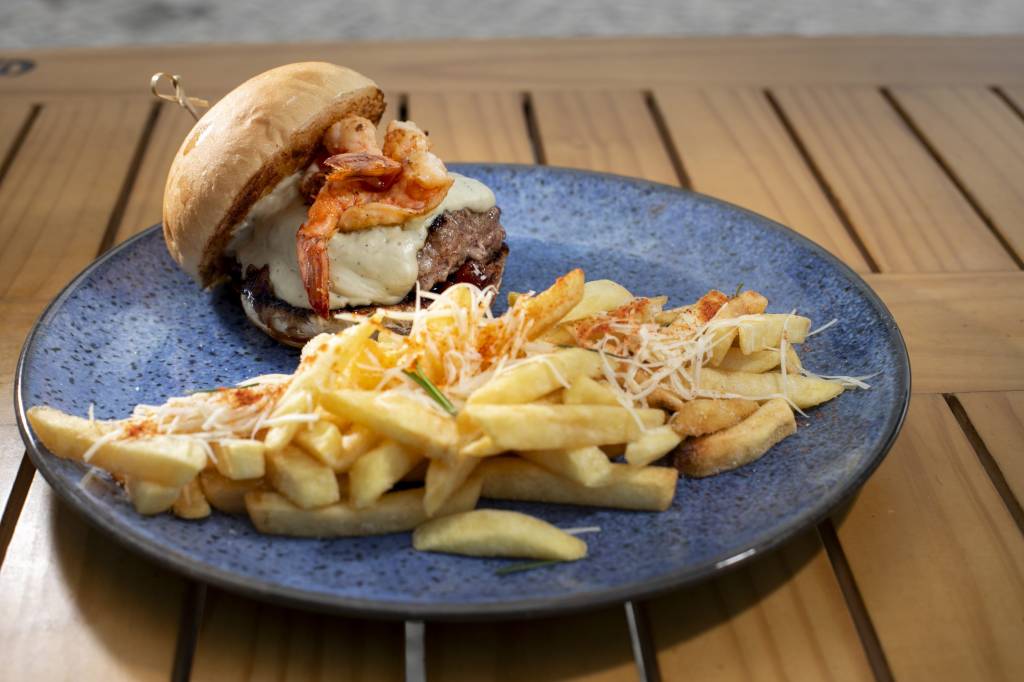 Concurso vai premiar o melhor pastel e sanduíche de quiosques da orla