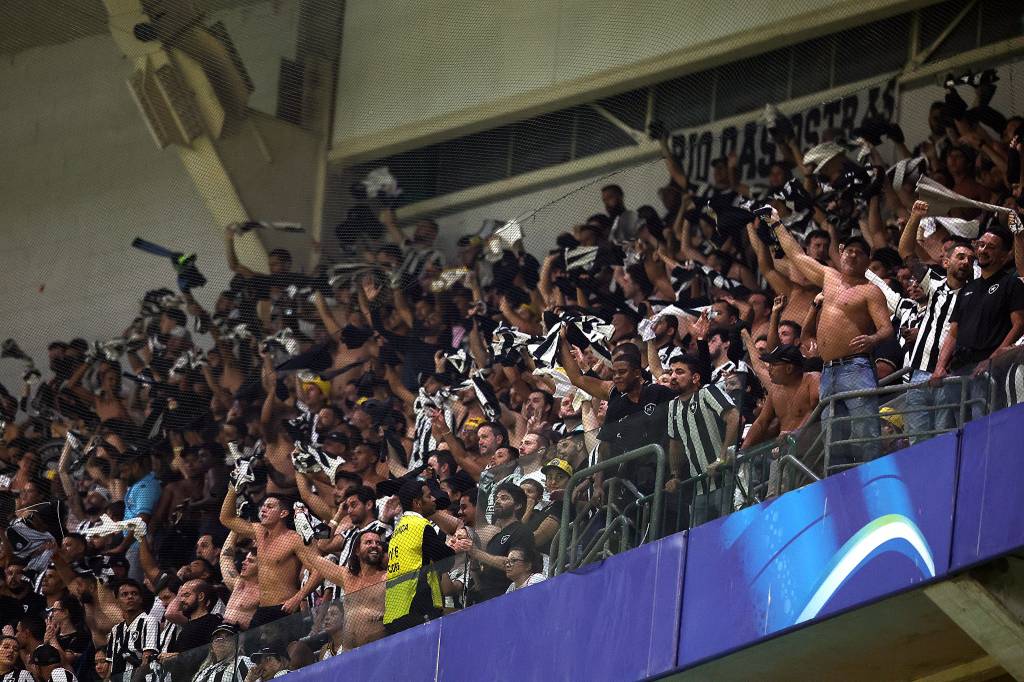 Palpitações cariocas no mata-mata reverberam loucuras do futebol