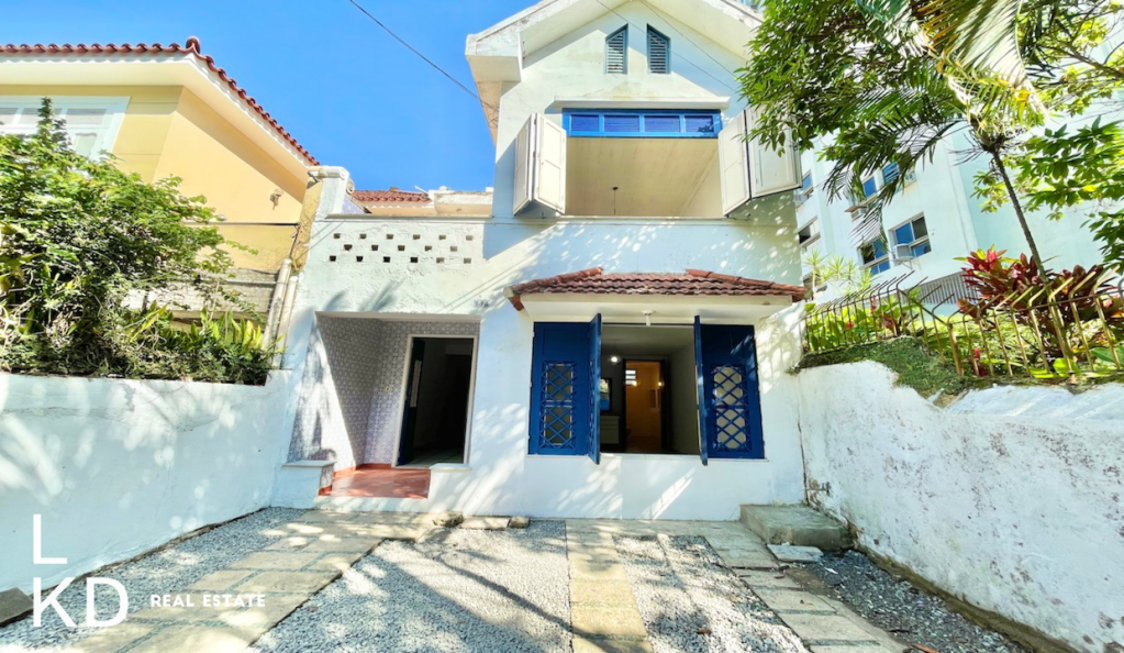 Vale? Casa em que Vinicius de Moraes morou está à venda por 3,9 milhões