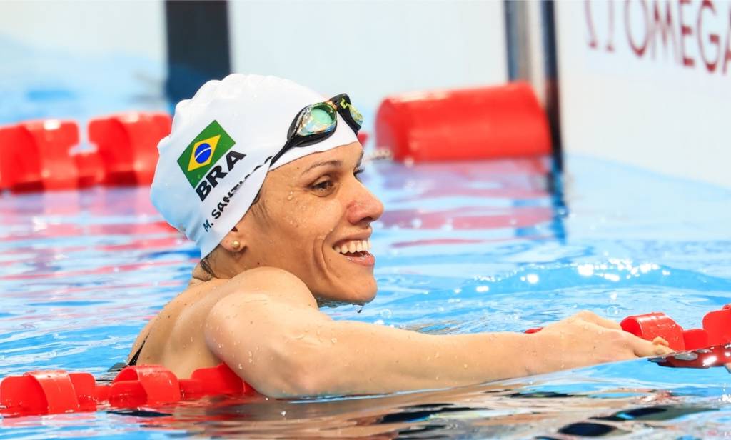 Carol Santiago se torna terceira atleta com mais ouros paralímpicos