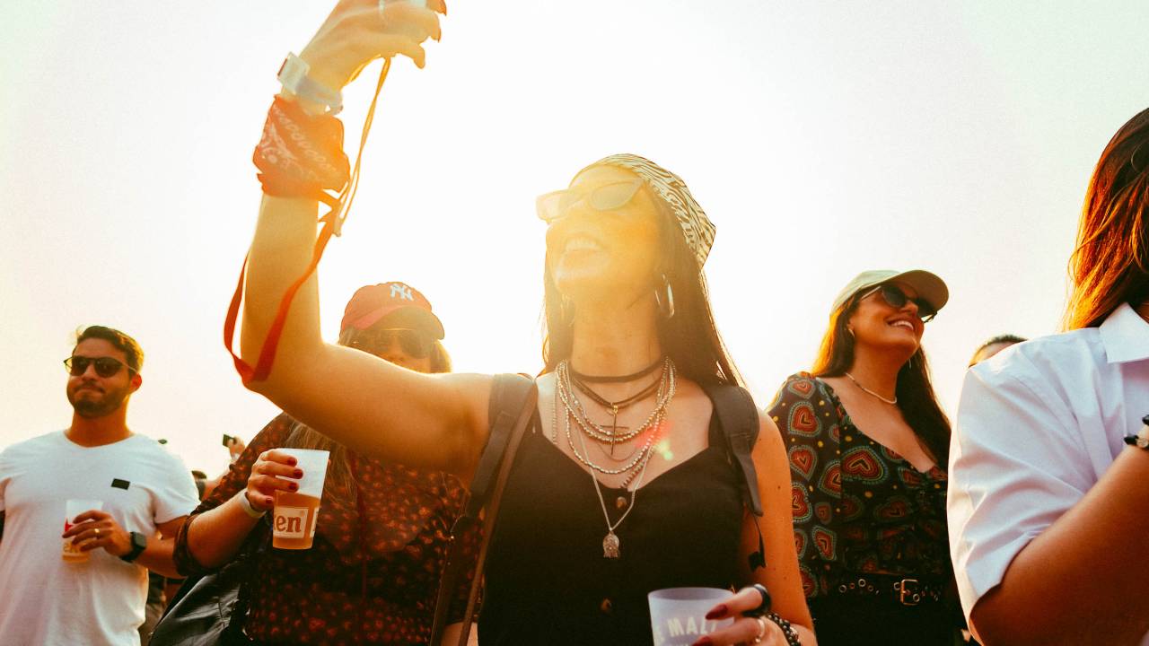 Cerveja gelada: assunto sério no festival