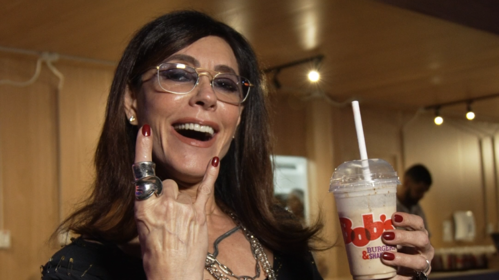 Christiane Torloni dá lição de negócios com “Hoje é dia de rock, bebê”