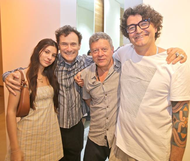 1 antonia lima dias, enrique dias, afonso tostes e luciano bevilaqua FOTO MURILLO TINOCO EXPOSICAO REVERTER_ ANITA SCHWARTZ_P Afonso Tostes