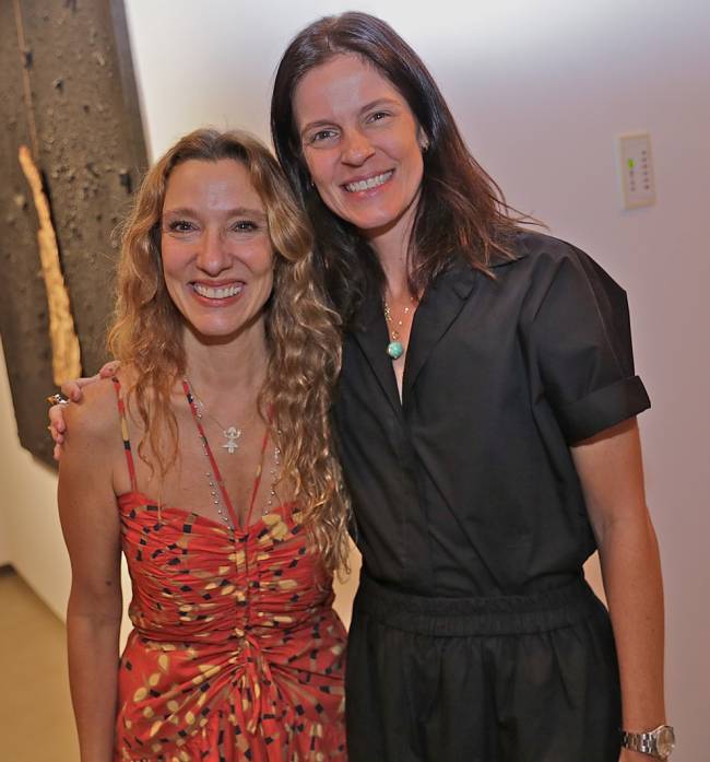 1 isabela capeto e cecilia fortes FOTO MURILLO TINOCO EXPOSICAO REVERTER_ ANITA SCHWARTZ_P Isabela Capeto e Cecilia Fortes