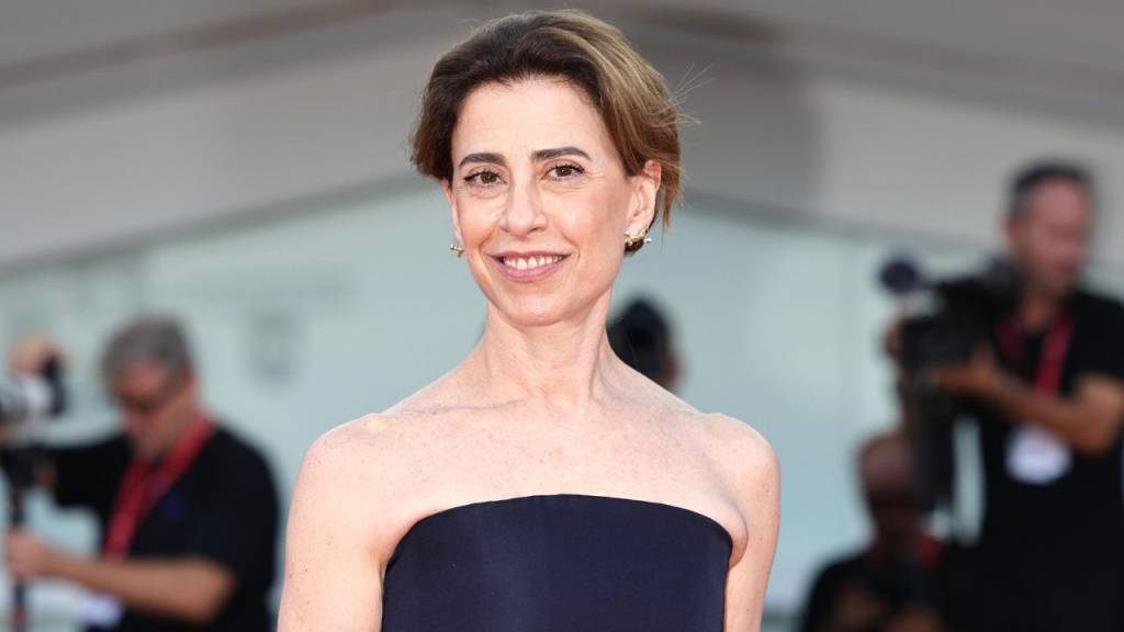 Mais um sucesso: Grupo Estação fará concurso de sósias de Fernanda Torres