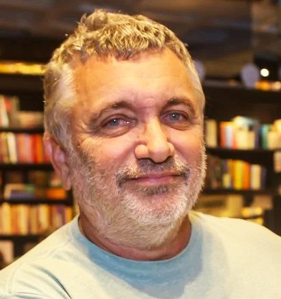  Biólogo sugere futuro distópico ao estilo “Blade Runner”, filme de 1982