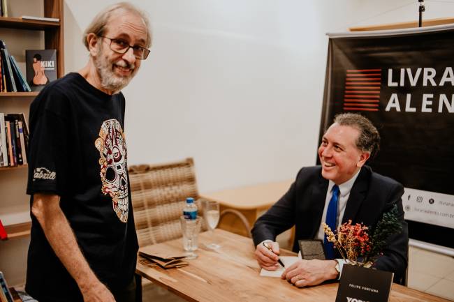 O humorista Reinaldo Figueiredo e Felipe Fortuna